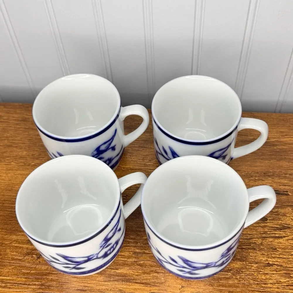 4 Williams Sonoma  Blue White Tea Coffee Cup Mugs Bird Birds on The Branch